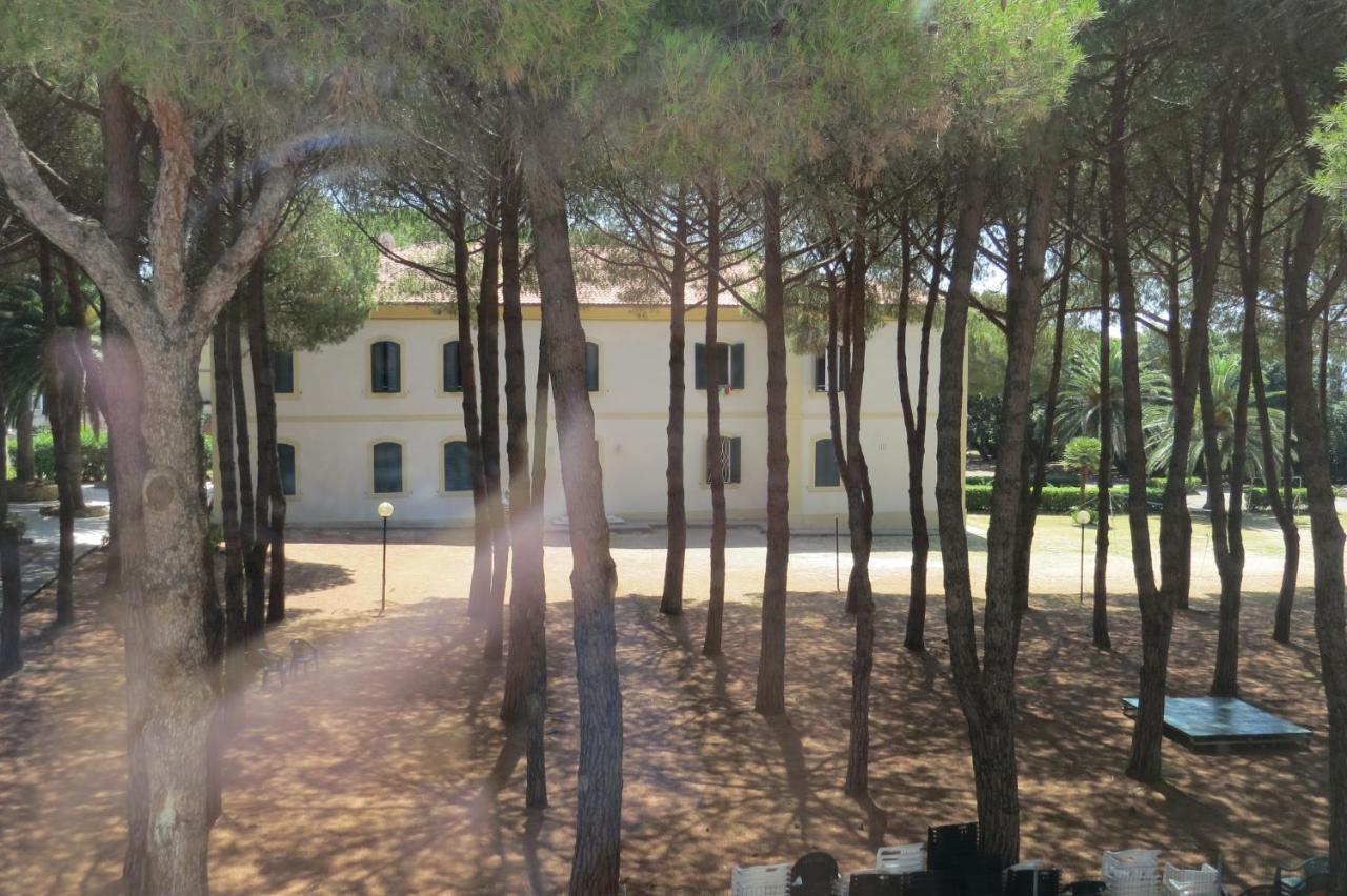 San Giuseppe Casa Per Ferie Hotel Quercianella Exterior photo